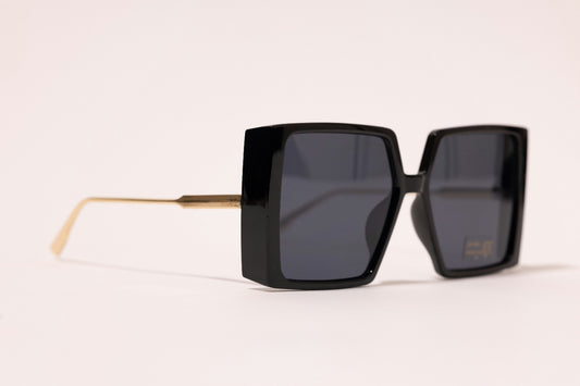 Courage Curve Oversized Square Glasses