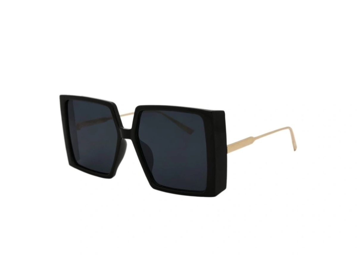 Courage Curve Oversized Square Glasses